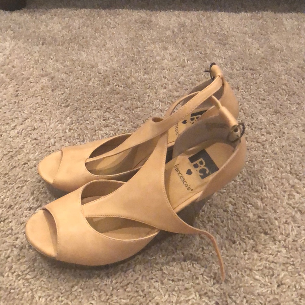 Francesca’s wedges
